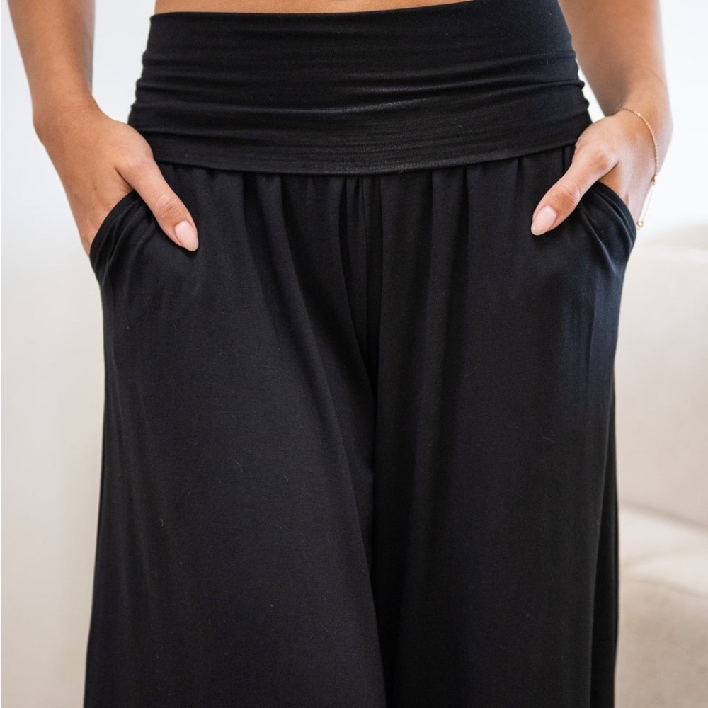 Sozy Bamboo Bethany Capri Pant